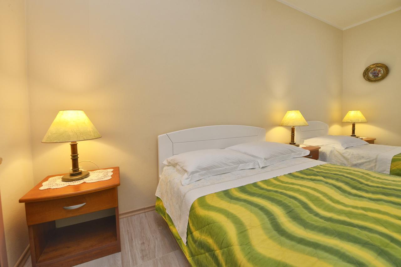 Bed And Breakfast Julia Seget  Exteriör bild